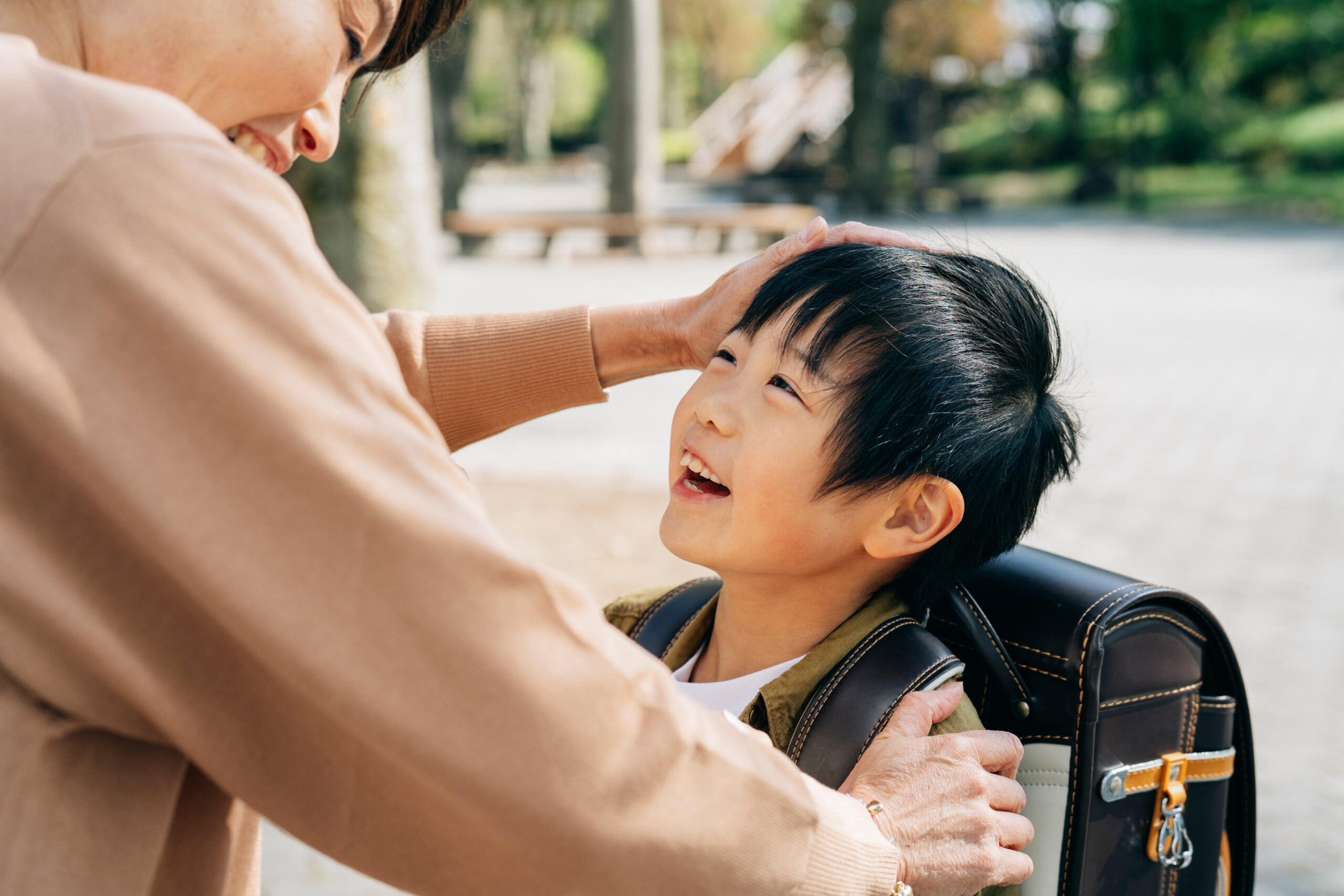 子どもの心を開く、4つの「褒め言葉の処方箋」 ～今日から試せる、親子のコミュニケーション術～